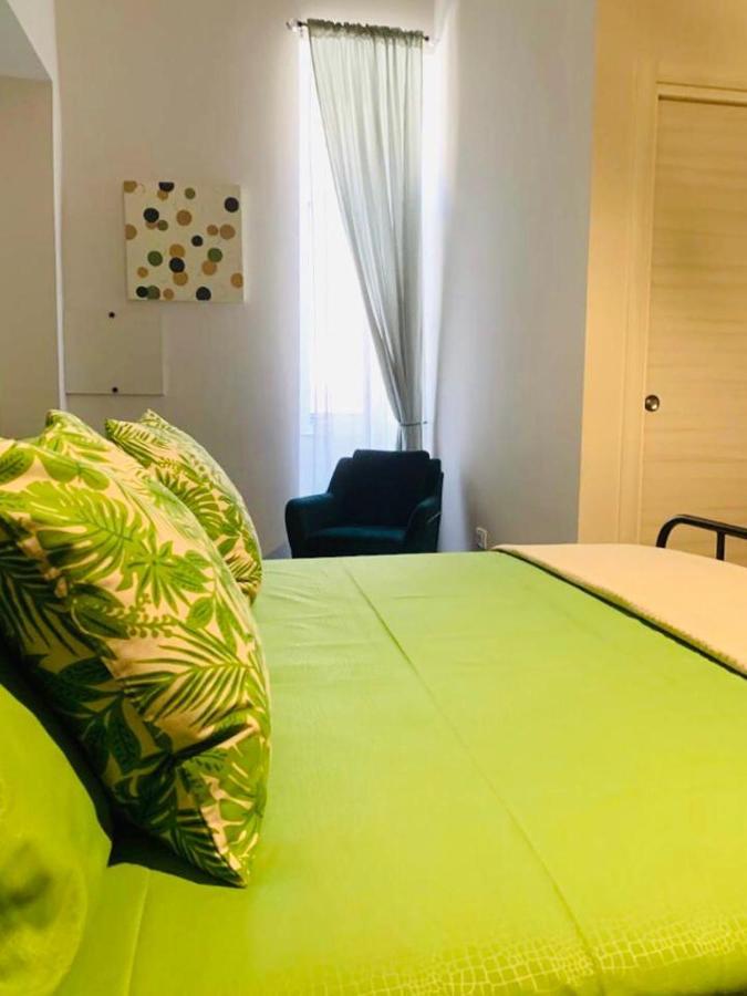 Sogno Botanico Bed & Breakfast เนเปิลส์ ภายนอก รูปภาพ