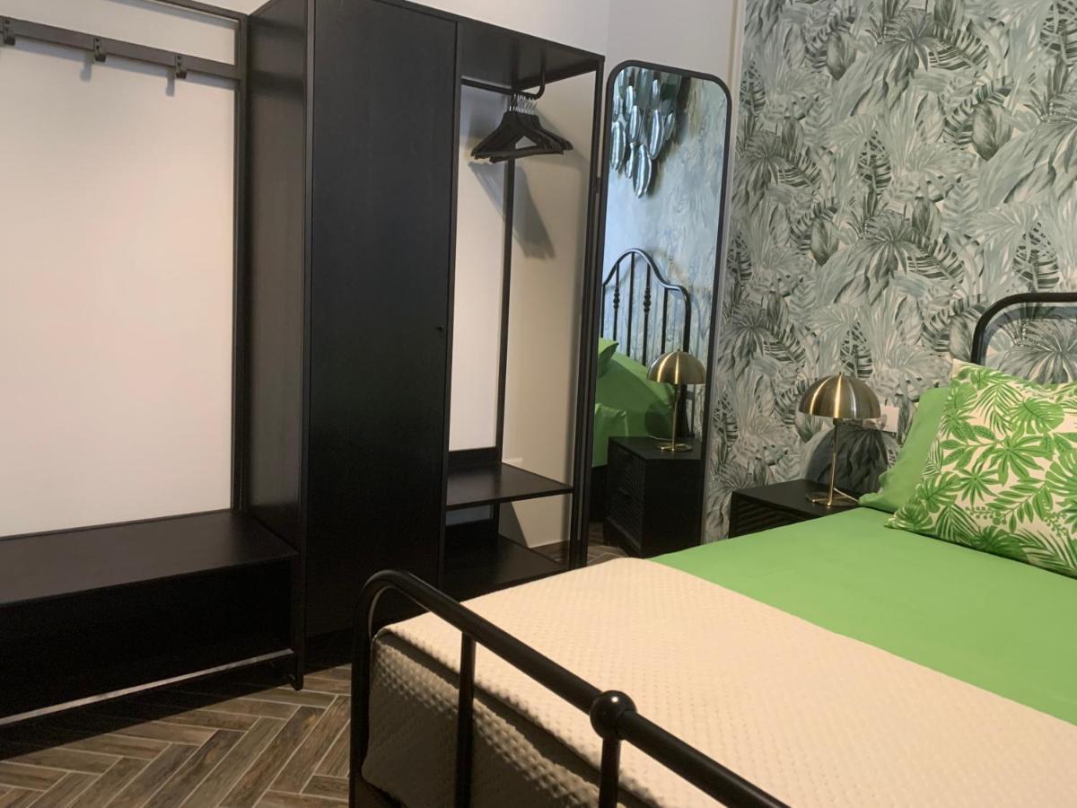 Sogno Botanico Bed & Breakfast เนเปิลส์ ภายนอก รูปภาพ